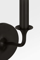 One Light Wall Sconce<br /><span style="color:#4AB0CE;">Entrega: 4-10 dias en USA</span><br /><span style="color:#4AB0CE;font-size:60%;">PREGUNTE POR ENTREGA EN PANAMA</span><br />Collection: Chatsworth<br />Finish: Aged Iroged Iron