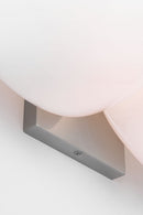 Two Light Bath<br /><span style="color:#4AB0CE;">Entrega: 4-10 dias en USA</span><br /><span style="color:#4AB0CE;font-size:60%;">PREGUNTE POR ENTREGA EN PANAMA</span><br />Collection: Cheverny<br />Finish: Polished Nickel | Polished Nickel