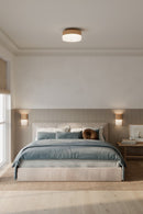 Three Light Semi-Flush Mount<br /><span style="color:#4AB0CE;">Entrega: 2-3 semanas en USA</span><br /><span style="color:#4AB0CE;font-size:60%;">PREGUNTE POR ENTREGA EN PANAMA</span><br />Collection: Nebri<br />Finish: Legacy Brass
