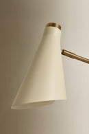 One Light Wall Sconce<br /><span style="color:#4AB0CE;">Entrega: 4-10 dias en USA</span><br /><span style="color:#4AB0CE;font-size:60%;">PREGUNTE POR ENTREGA EN PANAMA</span><br />Collection: Andersen<br />Finish: Patina Brass