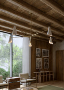 Five Light Chandelier<br /><span style="color:#4AB0CE;">Entrega: 4-10 dias en USA</span><br /><span style="color:#4AB0CE;font-size:60%;">PREGUNTE POR ENTREGA EN PANAMA</span><br />Collection: Andersen<br />Finish: Patina Brass