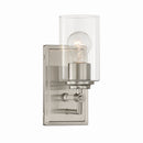 One Light Bath Sconce<br /><span style="color:#4AB0CE;">Entrega: 4-10 dias en USA</span><br /><span style="color:#4AB0CE;font-size:60%;">PREGUNTE POR ENTREGA EN PANAMA</span><br />Collection: Binsly<br />Finish: Brushed Nickel