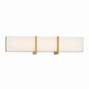 LED Bath Bar<br /><span style="color:#4AB0CE;">Entrega: 4-10 dias en USA</span><br /><span style="color:#4AB0CE;font-size:60%;">PREGUNTE POR ENTREGA EN PANAMA</span><br />Collection: High Rise<br />Finish: Brushed Gold