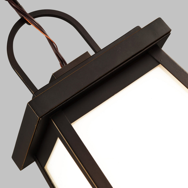 One Light Outdoor Pendant<br /><span style="color: